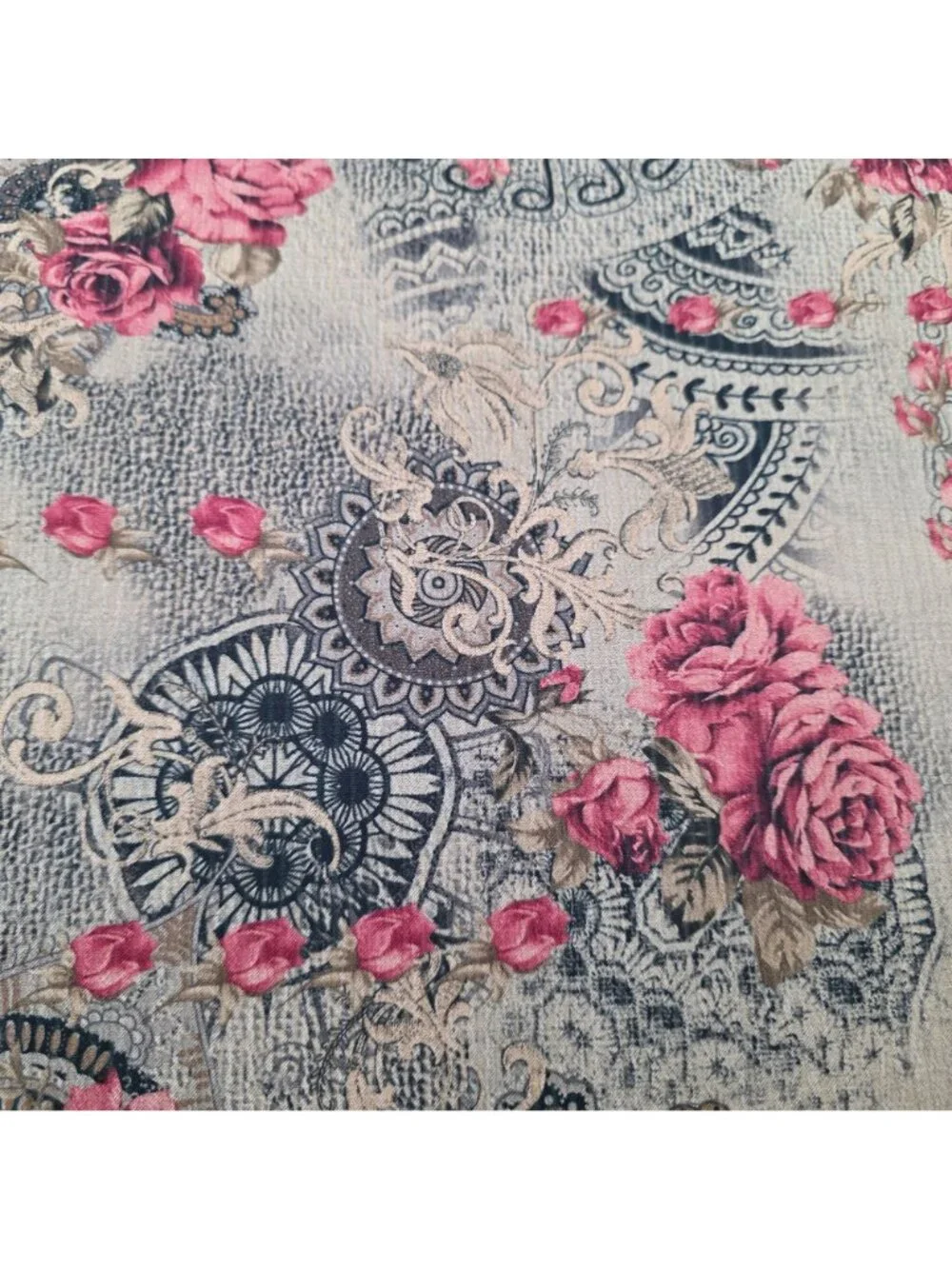 Floral Paisley Fabric Rose Patterns Pink & Beige Upholstery & Apparel 1YD 25" - Picture 2 of 6